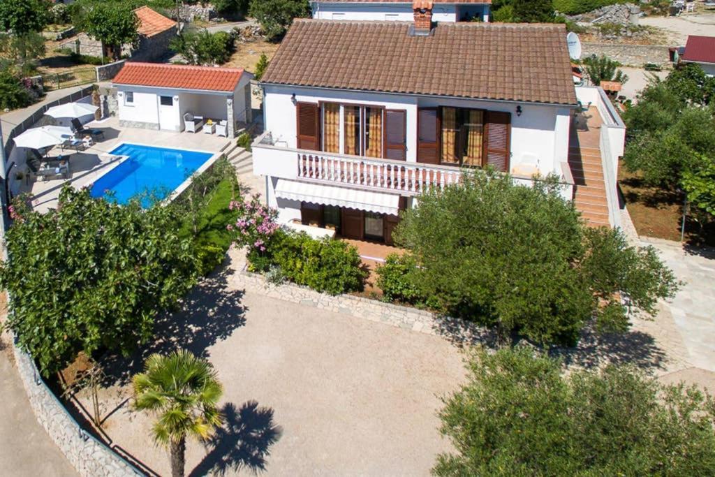 Adria-Holiday House With A Private Pool In Krk Kornić Buitenkant foto