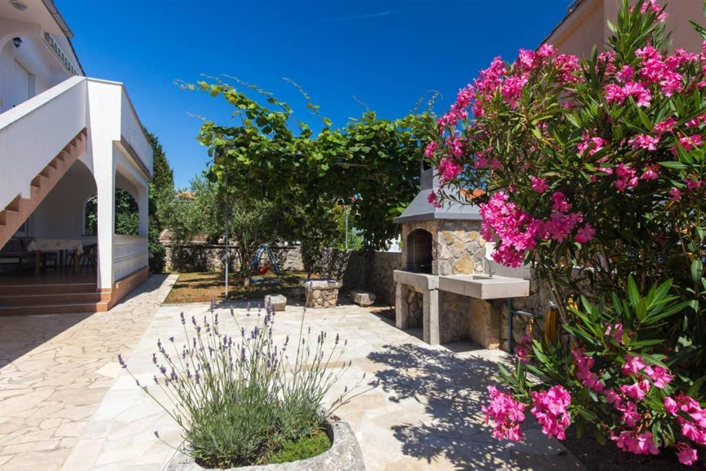 Adria-Holiday House With A Private Pool In Krk Kornić Buitenkant foto