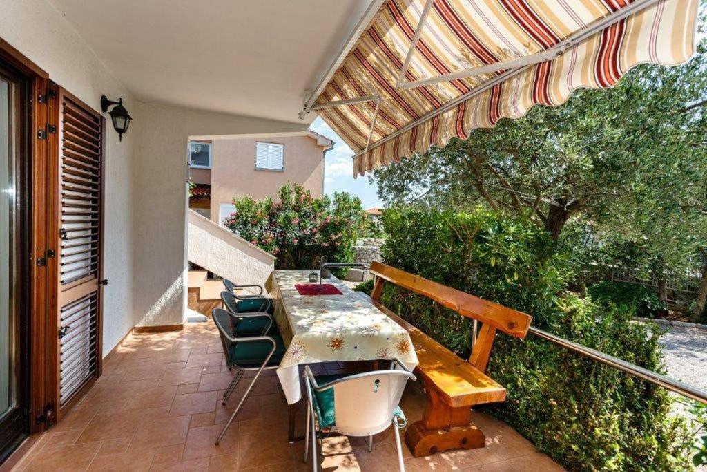 Adria-Holiday House With A Private Pool In Krk Kornić Buitenkant foto