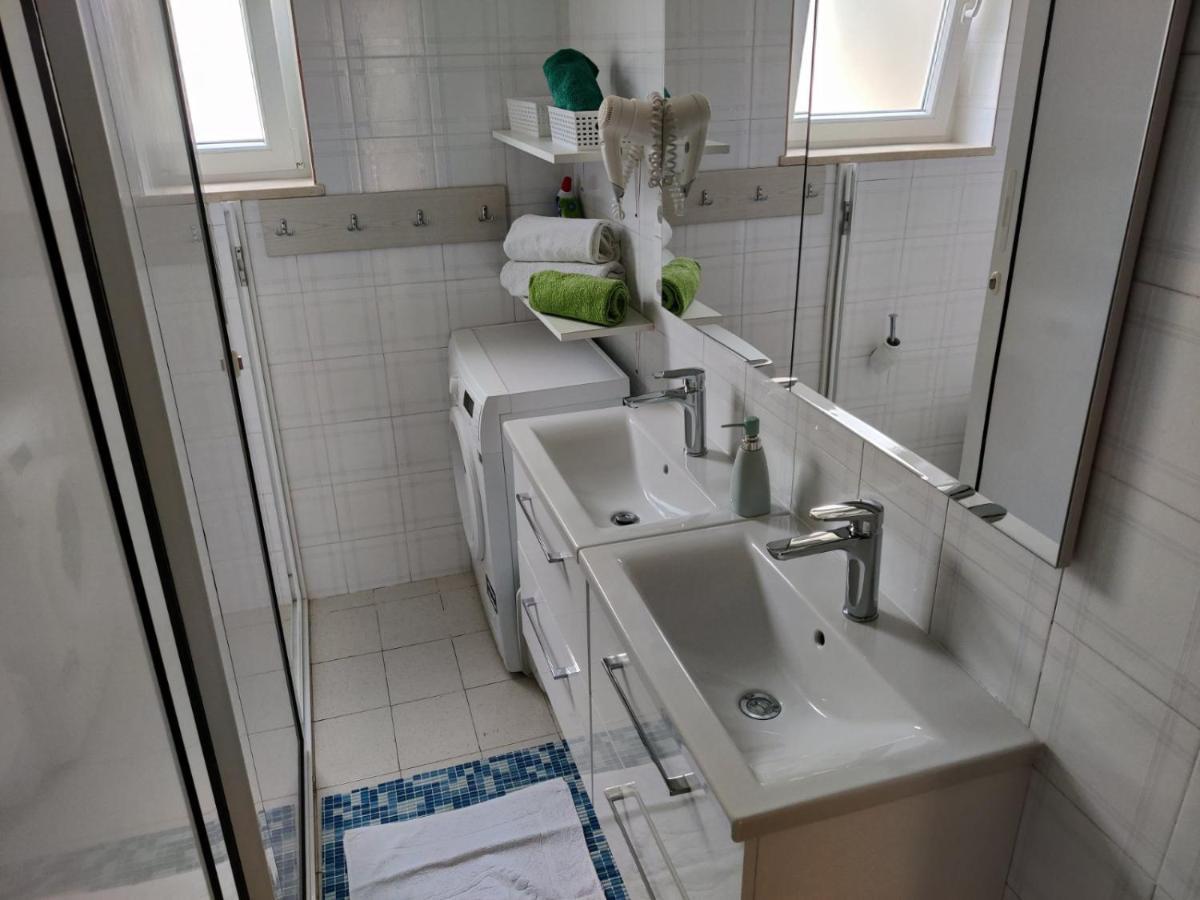 Adria-Holiday House With A Private Pool In Krk Kornić Buitenkant foto